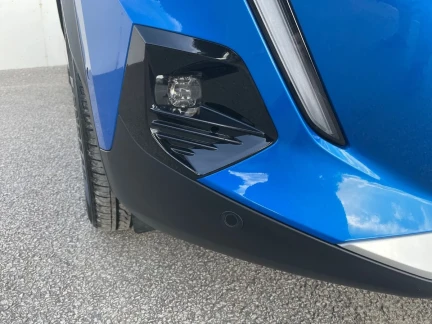 Vehicle Thumbnail 21