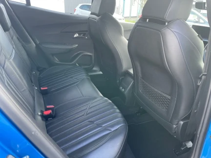 Vehicle Thumbnail 25