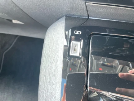 Vehicle Thumbnail 29