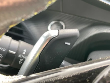 Vehicle Thumbnail 32