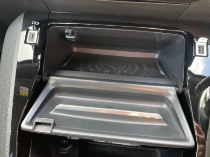 Vehicle Thumbnail 34