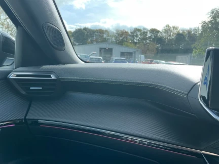 Vehicle Thumbnail 36