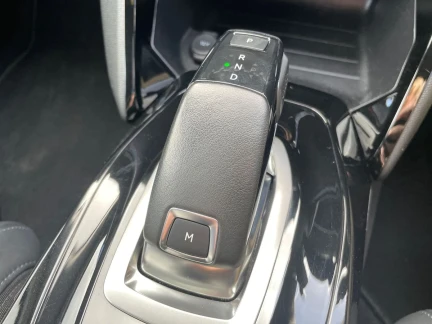 Vehicle Thumbnail 38