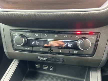 Vehicle Thumbnail 12