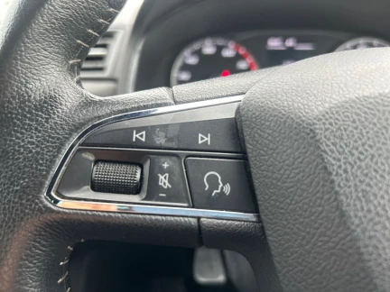 Vehicle Thumbnail 18