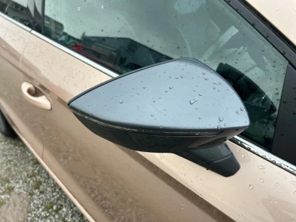 Vehicle Thumbnail 21