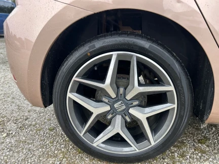 Vehicle Thumbnail 29