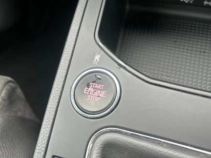 Vehicle Thumbnail 34