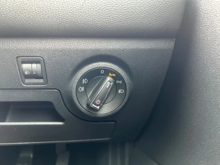 Vehicle Thumbnail 37