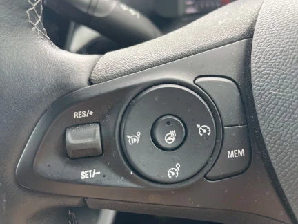 Vehicle Thumbnail 18