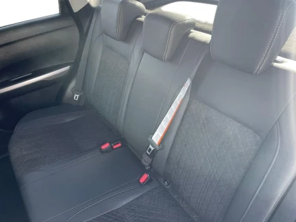 Vehicle Thumbnail 19