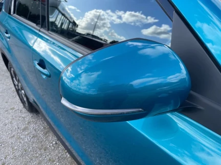 Vehicle Thumbnail 25