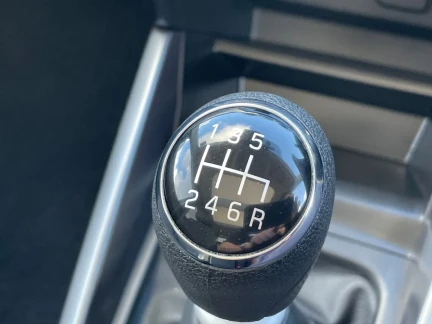 Vehicle Thumbnail 37