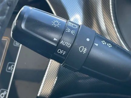 Vehicle Thumbnail 39