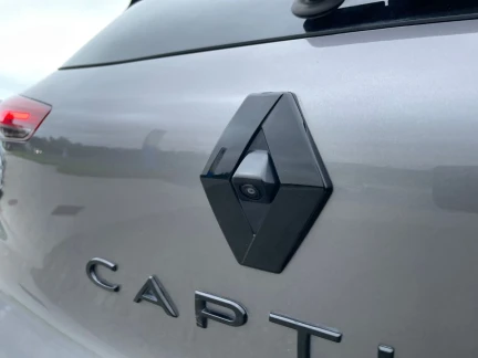 Vehicle Thumbnail 23