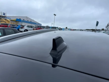 Vehicle Thumbnail 25