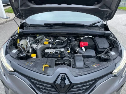 Vehicle Thumbnail 30