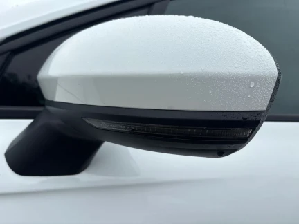 Vehicle Thumbnail 23