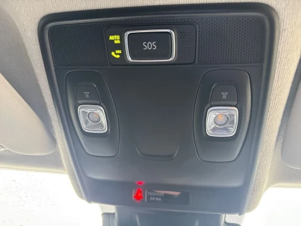 Vehicle Thumbnail 33