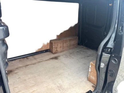 Vehicle Thumbnail 19