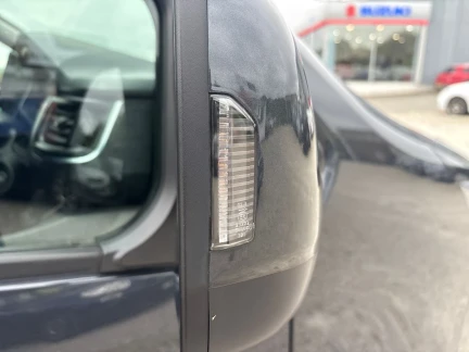 Vehicle Thumbnail 23