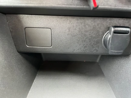 Vehicle Thumbnail 16