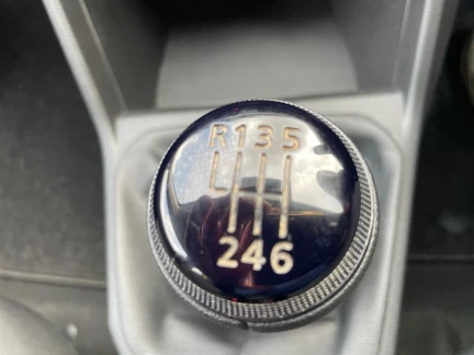 Vehicle Thumbnail 29