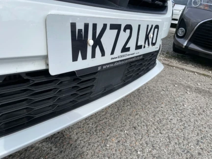 Vehicle Thumbnail 34