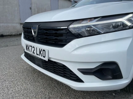 Vehicle Thumbnail 39