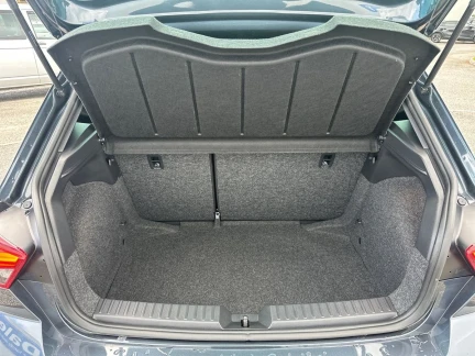 Vehicle Thumbnail 20