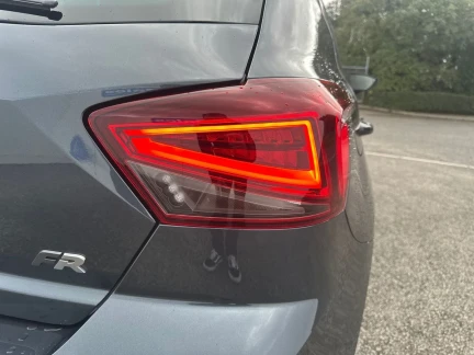 Vehicle Thumbnail 21