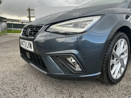 Vehicle Thumbnail 25