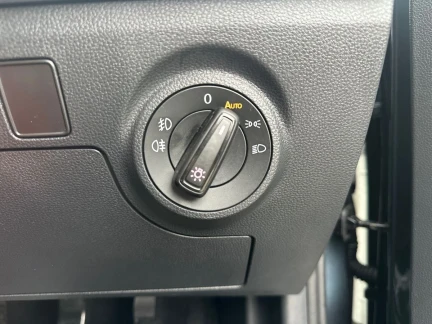 Vehicle Thumbnail 29