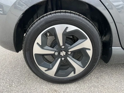 Vehicle Thumbnail 21