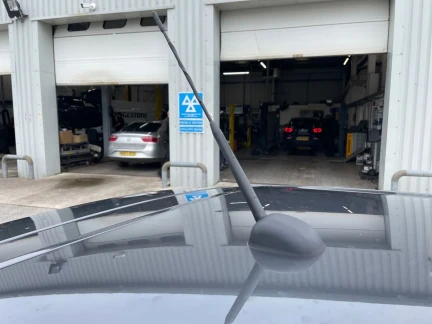 Vehicle Thumbnail 32