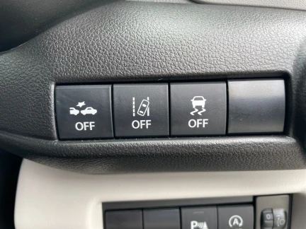 Vehicle Thumbnail 35