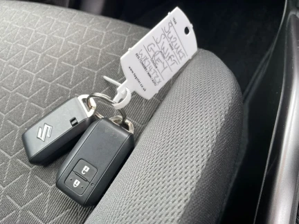 Vehicle Thumbnail 40