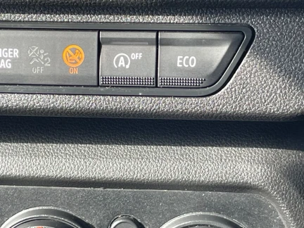 Vehicle Thumbnail 24