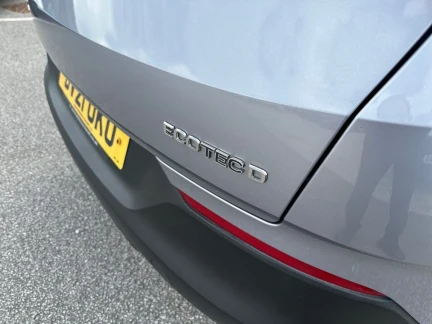 Vehicle Thumbnail 40
