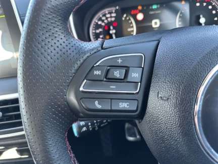 Vehicle Thumbnail 19
