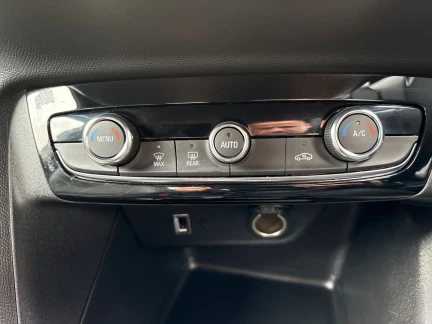 Vehicle Thumbnail 13