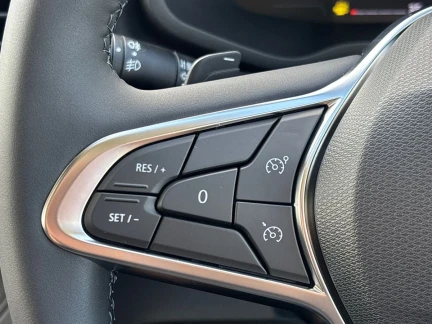 Vehicle Thumbnail 19