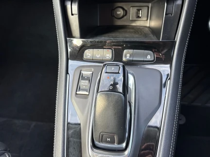 Vehicle Thumbnail 28