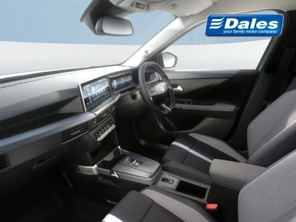 Vehicle Thumbnail 6