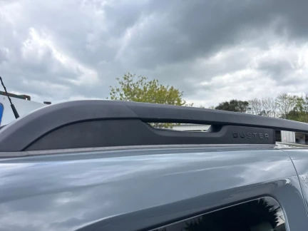Vehicle Thumbnail 28