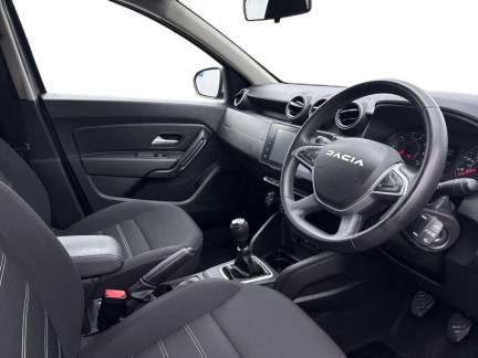 Vehicle Thumbnail 9