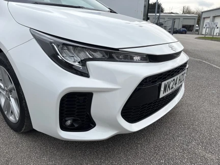 Vehicle Thumbnail 24