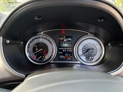 Vehicle Thumbnail 18