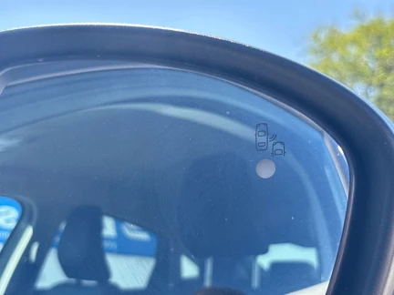 Vehicle Thumbnail 25