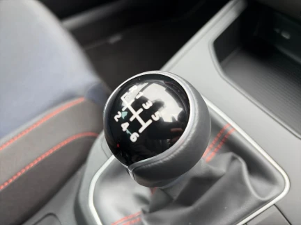 Vehicle Thumbnail 34